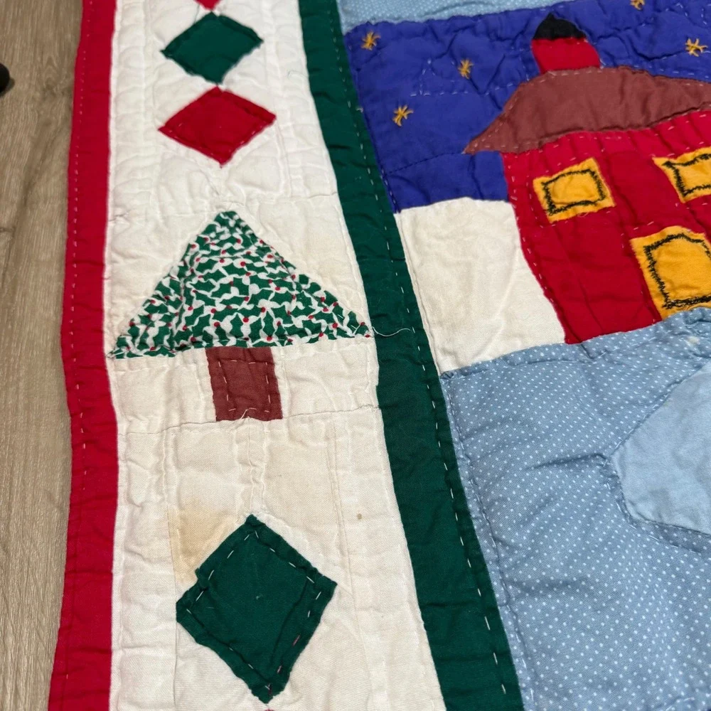 Vintage Arch Quilts Winter Village Hand Quilted Throw Wall Hanging Holiday Decor